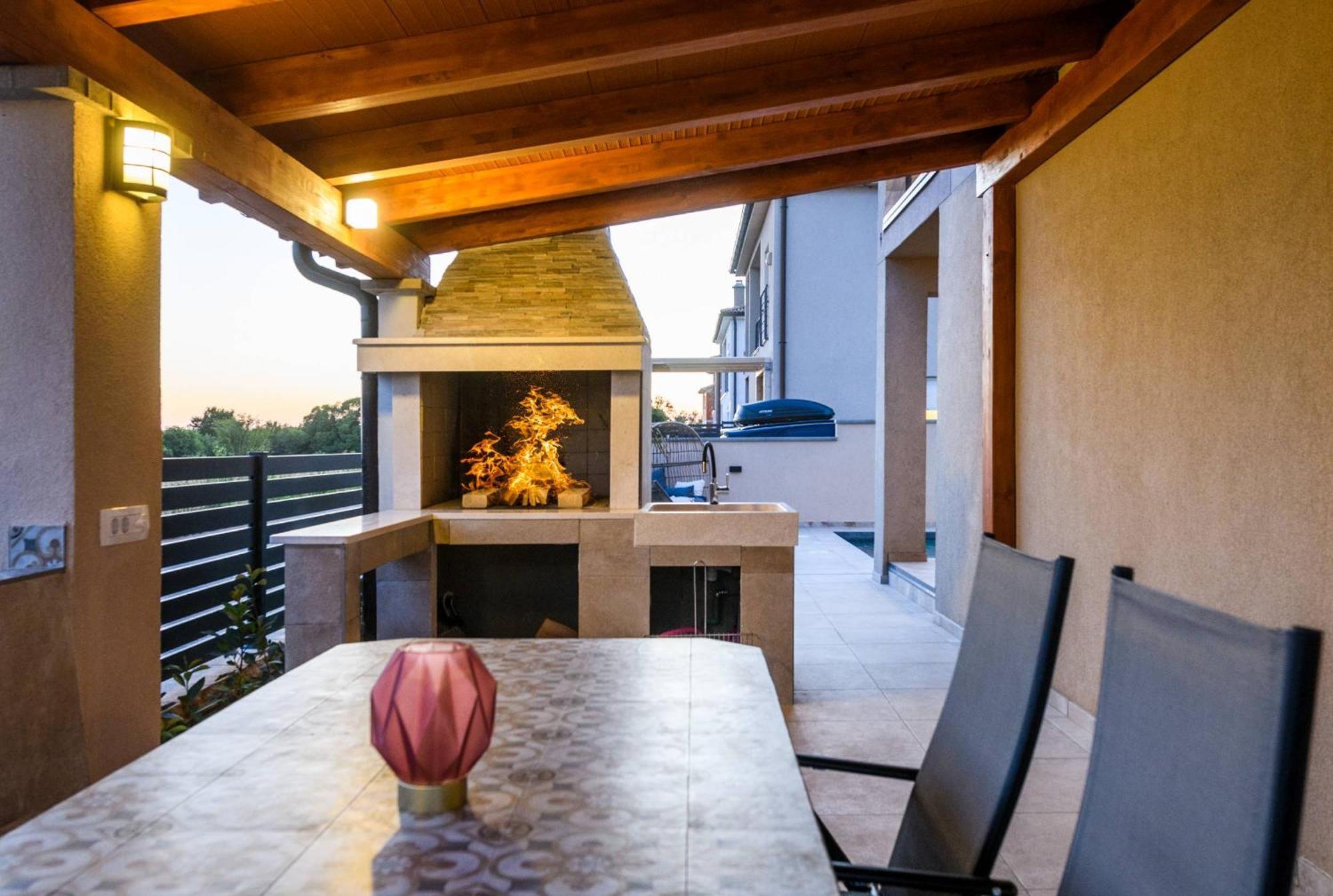 Villa Brionika Mit Pool Vodnjan Εξωτερικό φωτογραφία