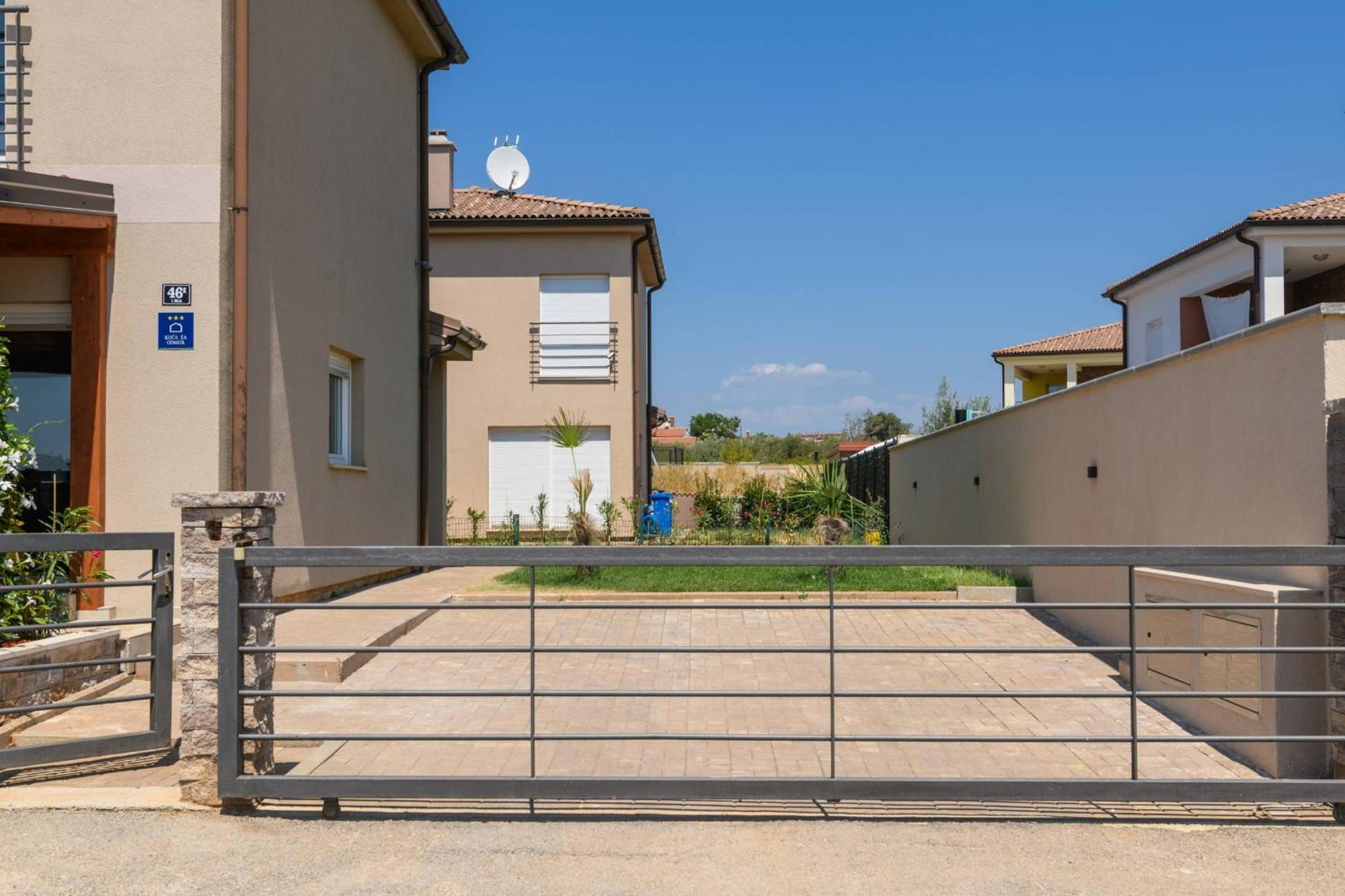 Villa Brionika Mit Pool Vodnjan Εξωτερικό φωτογραφία